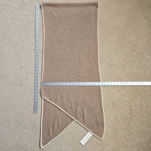 NWT Goelia Cashmere Scarf With Angled Ends - Picture 2 of 8